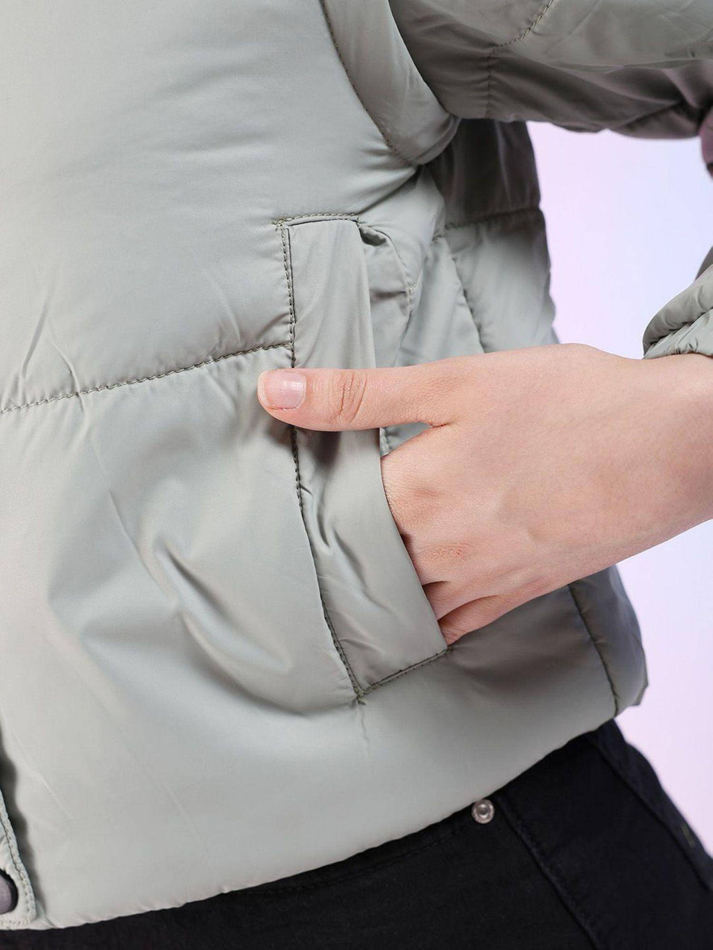 Black Regular Fit Solid High Neck Full Detachable Sleeves Winter Jacket | JC78 - view 23