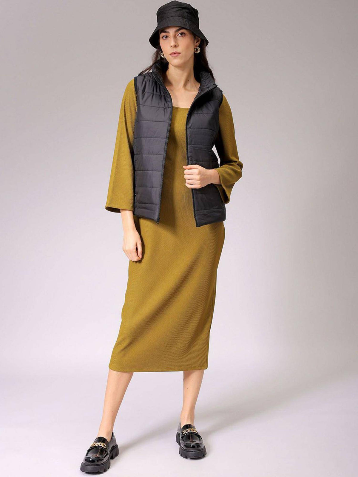 Pink Regular Fit Solid High Neck Sleeveless Quilted Jacket | JC78 - view 12