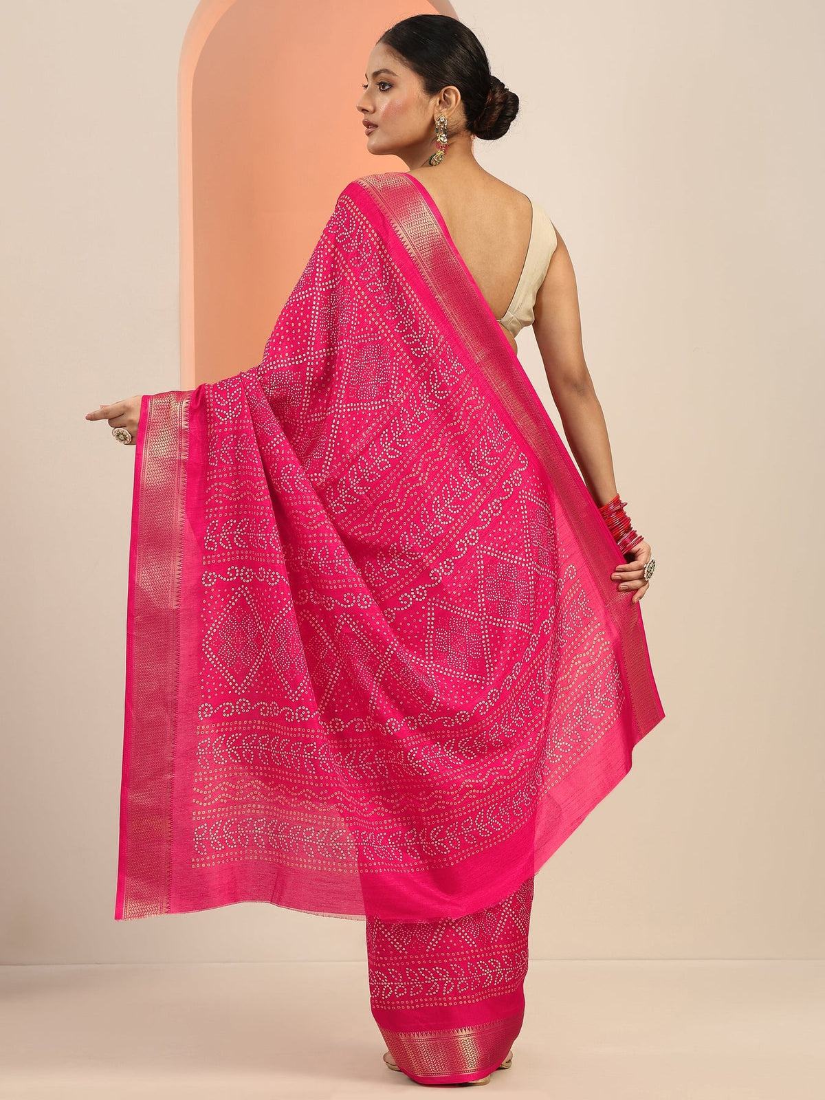 Libas Pink Printed Silk Blend Saree With Unstitched Blouse Piece S45