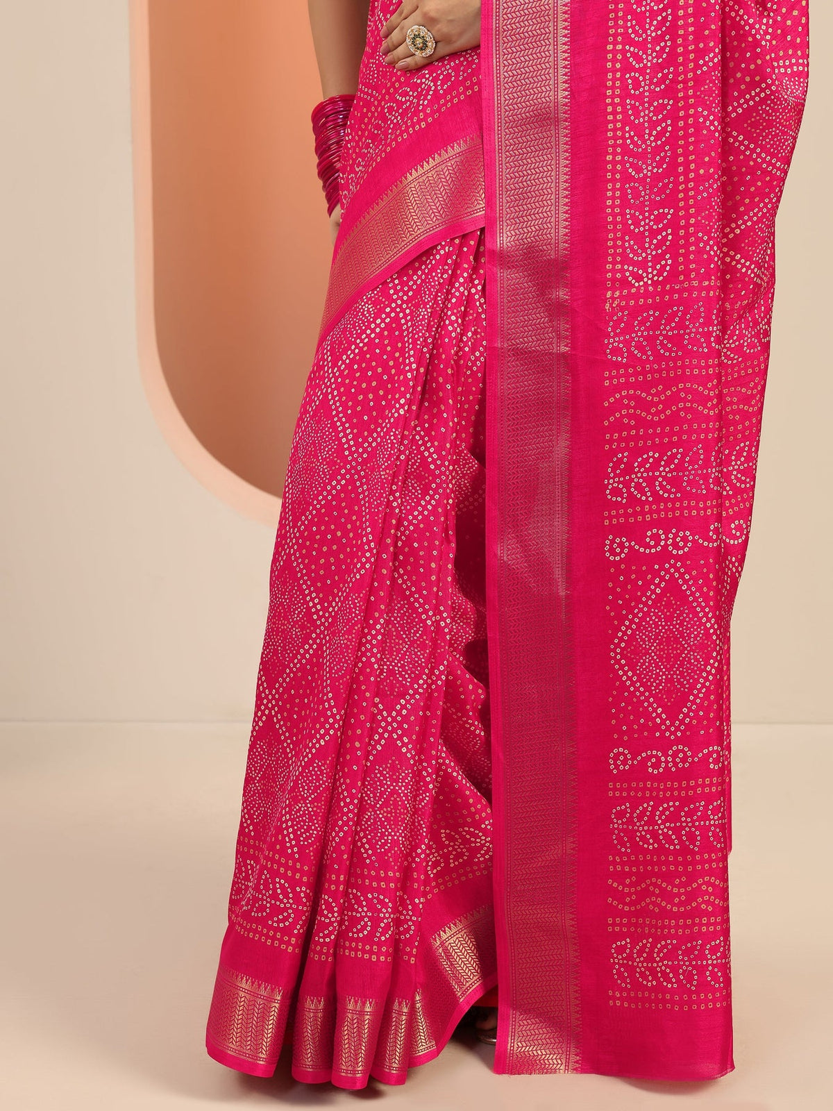 Libas Pink Printed Silk Blend Saree With Unstitched Blouse Piece S45