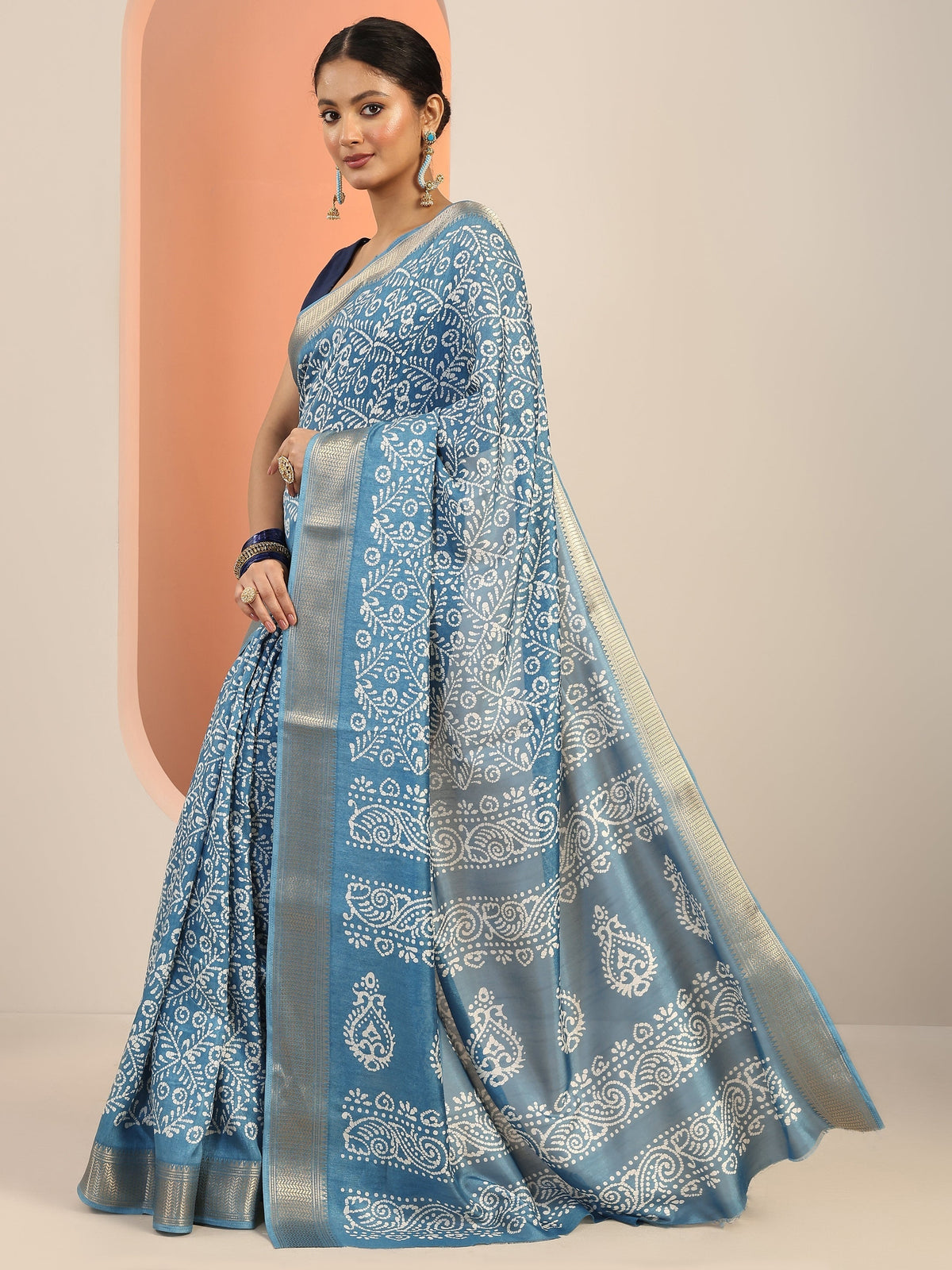 Libas Blue Printed Silk Blend Saree With Unstitched Blouse Piece