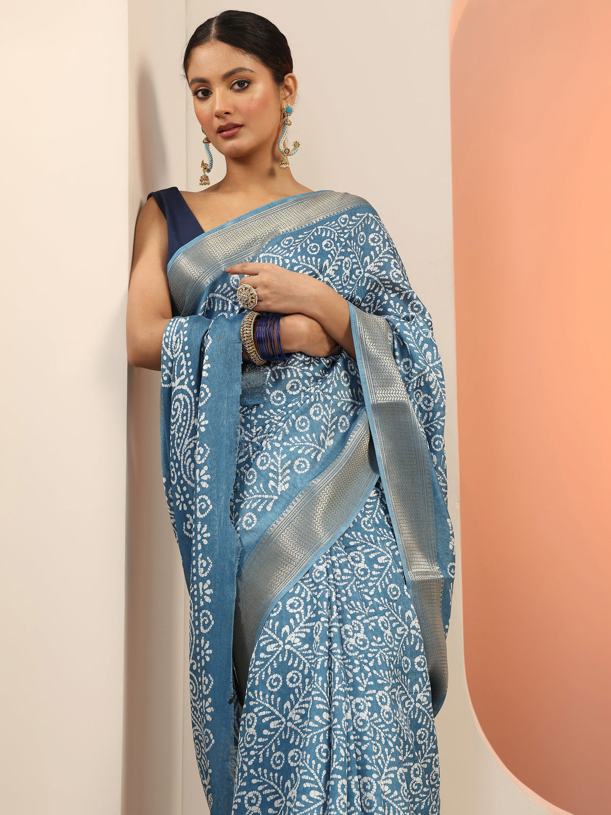 Libas Blue Printed Silk Blend Saree With Unstitched Blouse Piece