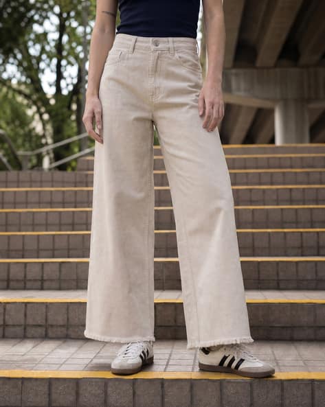 Shein Women Fly With Button Closure Frayed Hem Clean Wash Jeans Shein