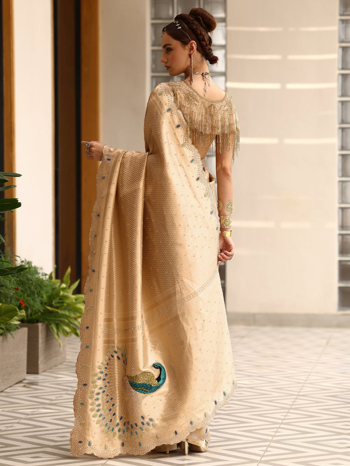Libas Gold Woven Design Silk blend Saree With Unstitched Blouse Piece S45