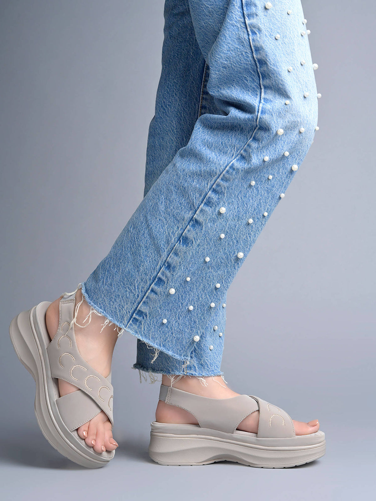 Women Black Orthopaedic Doctor Cushion Platform Sandals | H78 - view 9