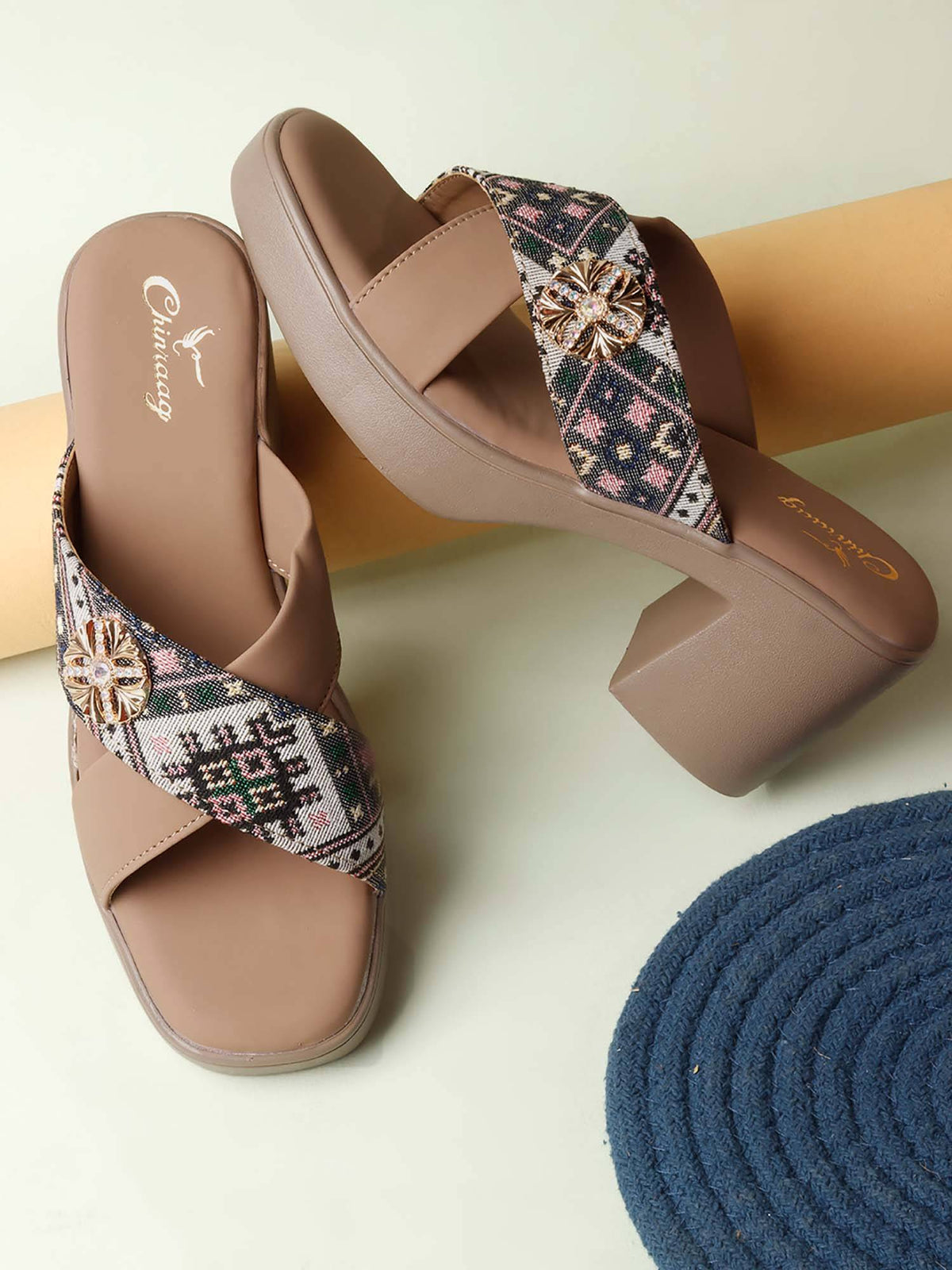 Elegant Cross Strap Wedge Sandals heels with Ethnic Printed Design | H78 - view 2