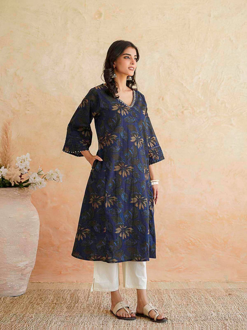 Green Printed Ultimate Kurta | KDG - view 17
