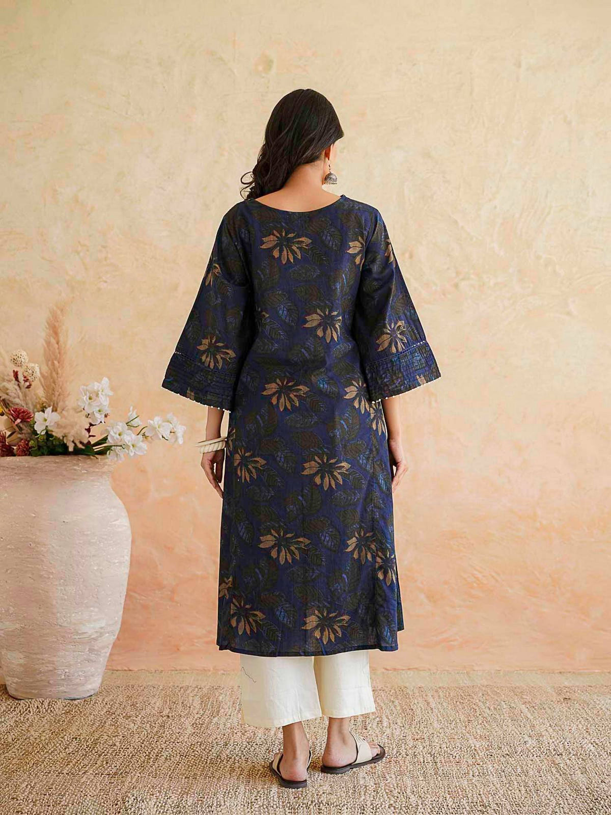 Green Printed Ultimate Kurta | KDG - view 18
