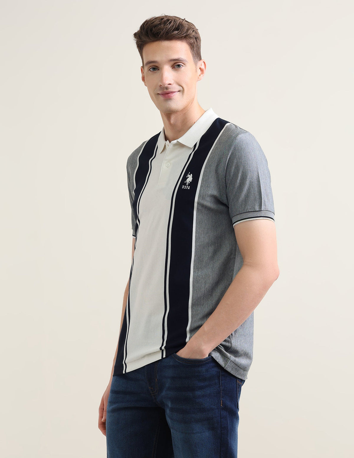 Colourblocked Slim Fit Polo Shirt USP0