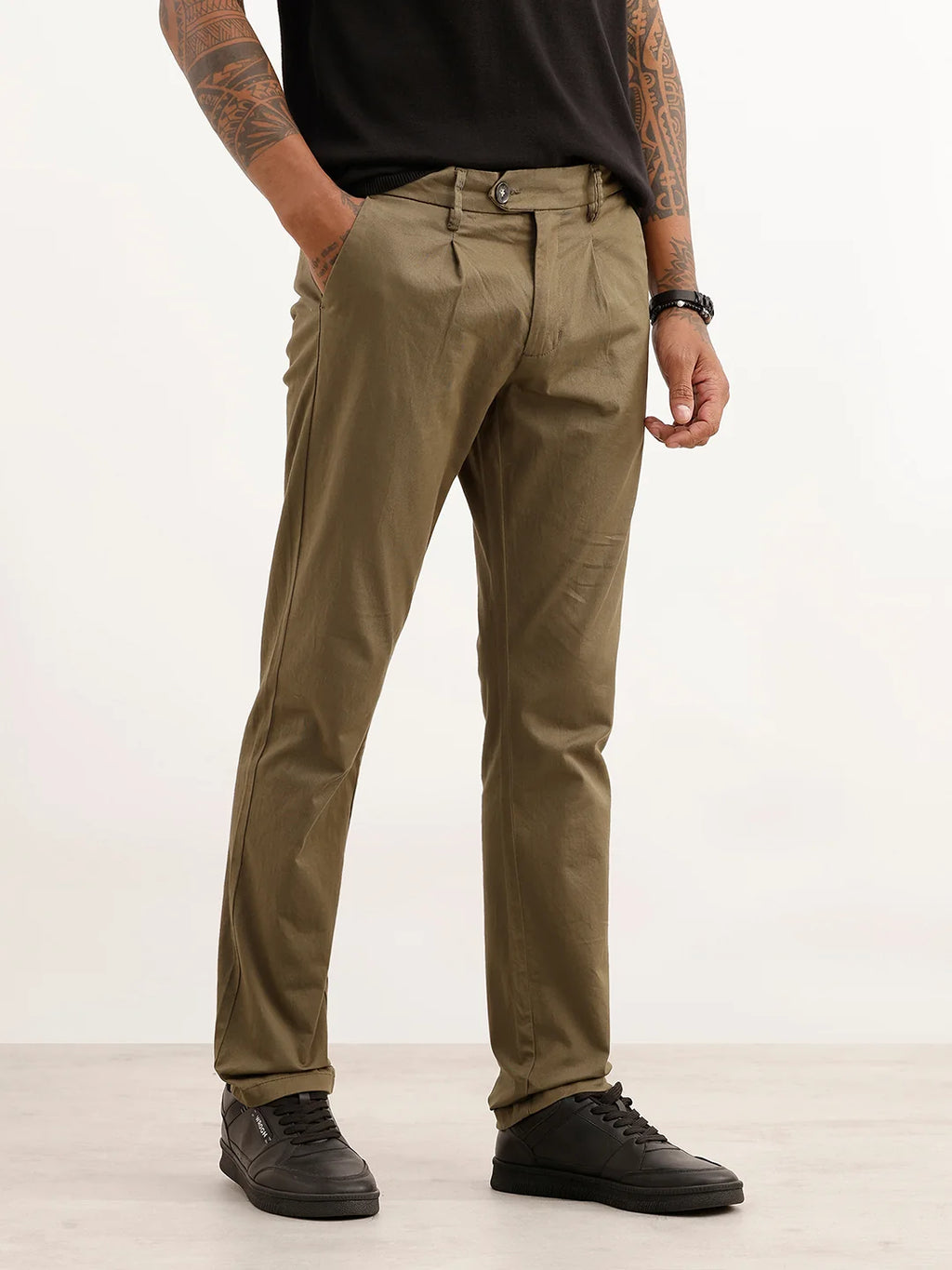 Solid Slim Fit Pleated Trouser | Olive