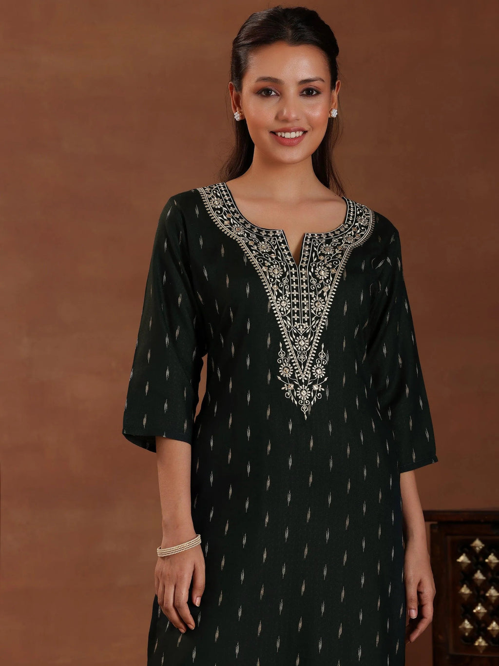 Gerua Green Woven Design Cotton Blend Straight Kurta