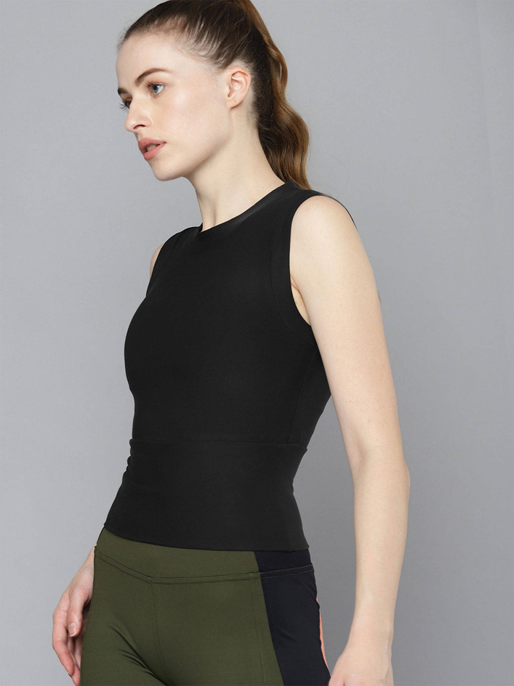 Women Black Solid Slim Fit Quick Dry Crop T-shirt | TT89 - view 3