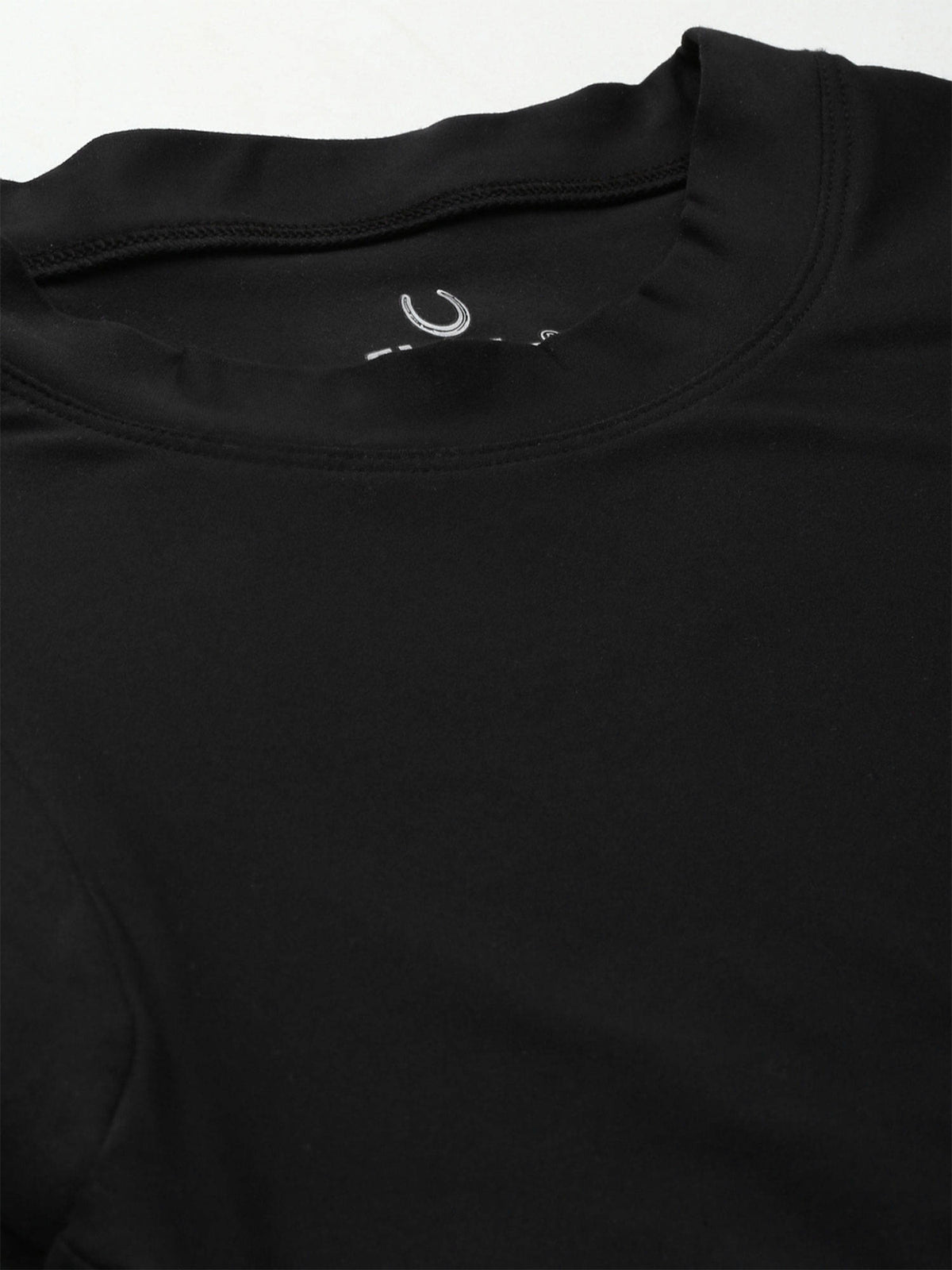 Women Black Solid Slim Fit Quick Dry Crop T-shirt | TT89 - view 5
