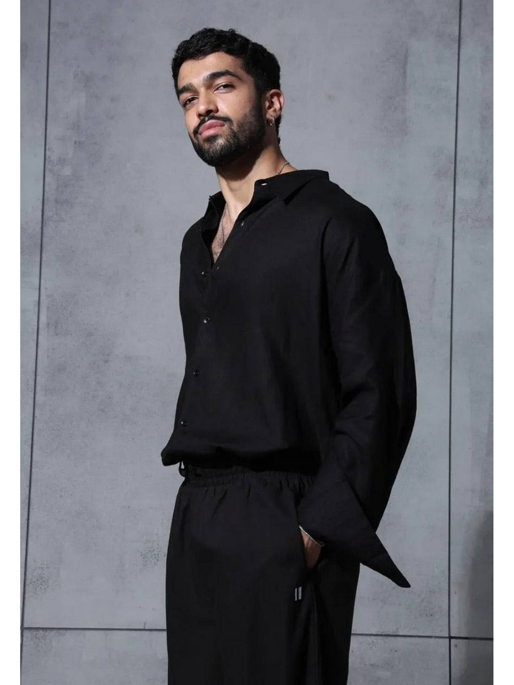 Black Linen Shirt | S67 - view 2