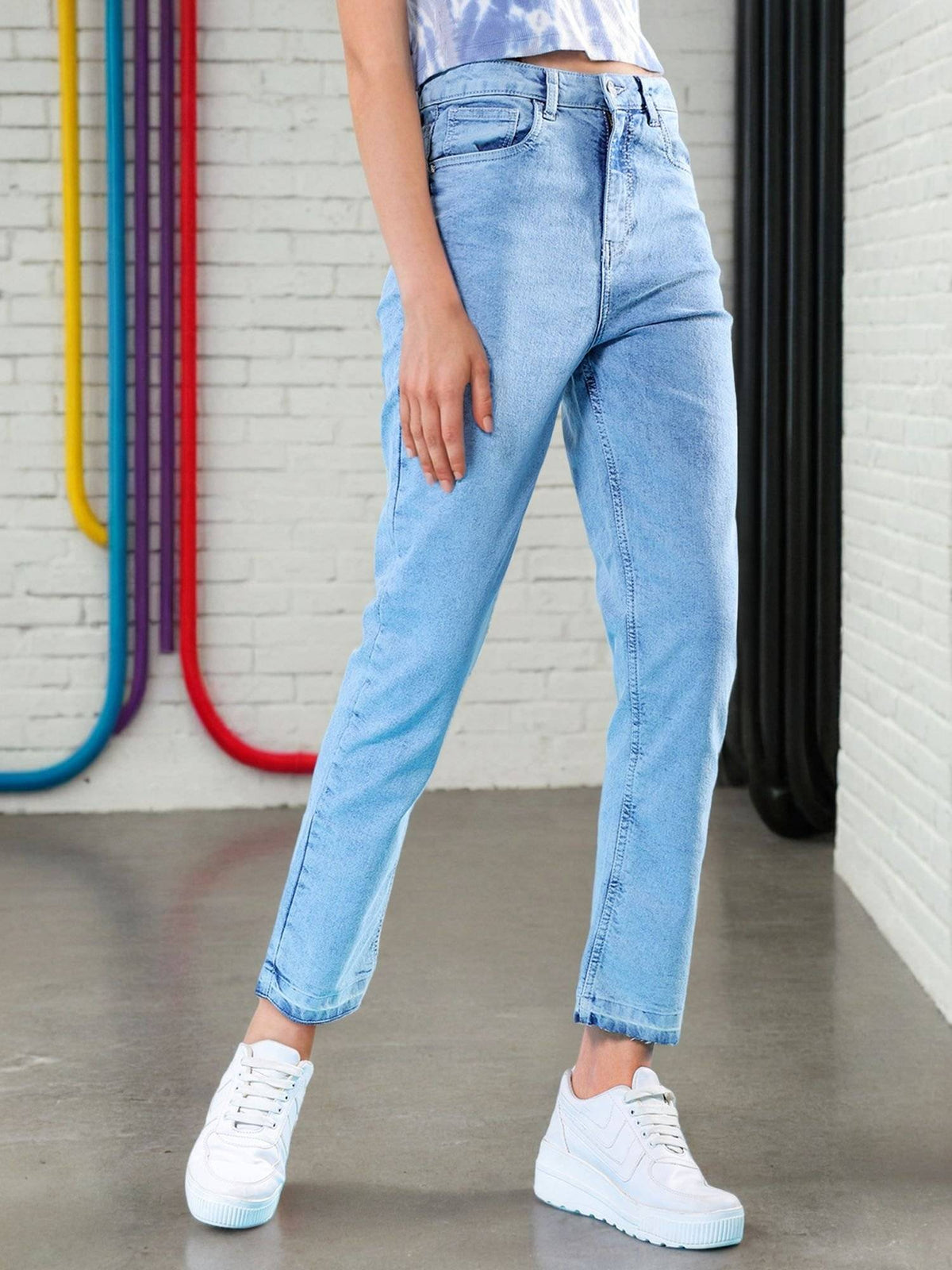 Women Straight Fit Solid Mid Rise Blue Jeans | ST23 - view 4