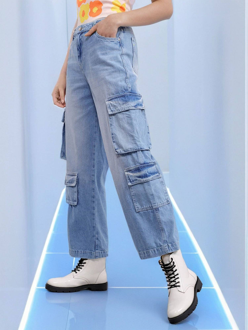 Blue Solid Relaxed Fit Jeans | BG78 - view 2