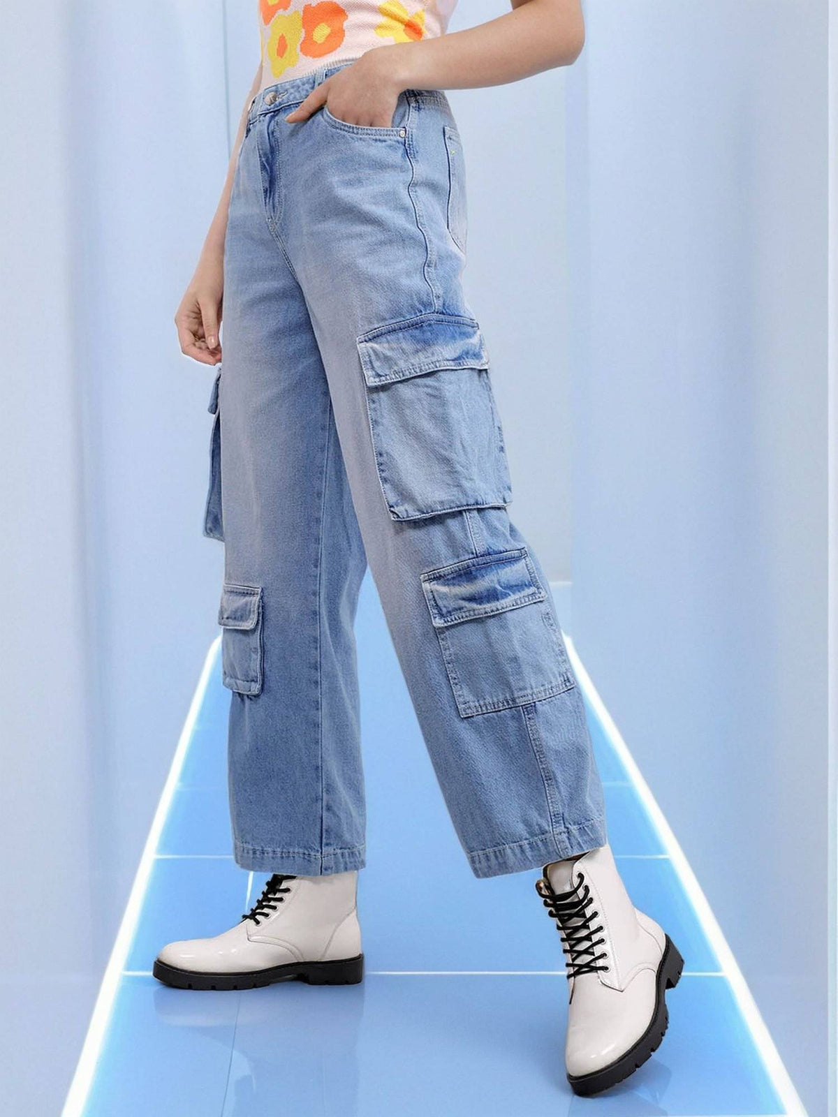 Blue Solid Relaxed Fit Jeans | BG78 - view 2
