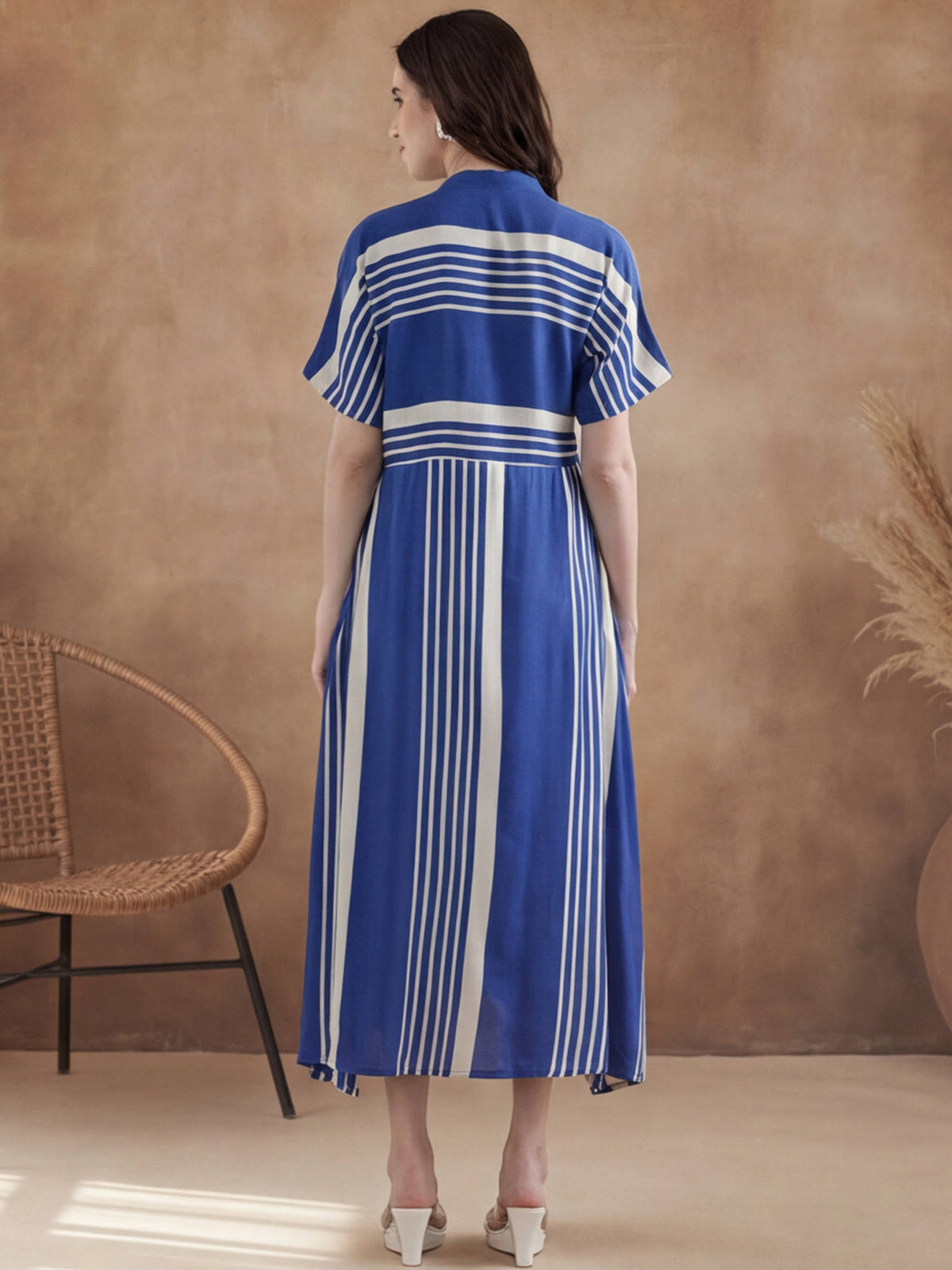 Black Viscose Rayon Stripes Printed Kurta | KDG - view 10