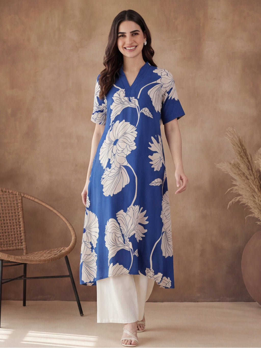 Black Viscose Rayon Floral Printed Kurta | U3S - view 8
