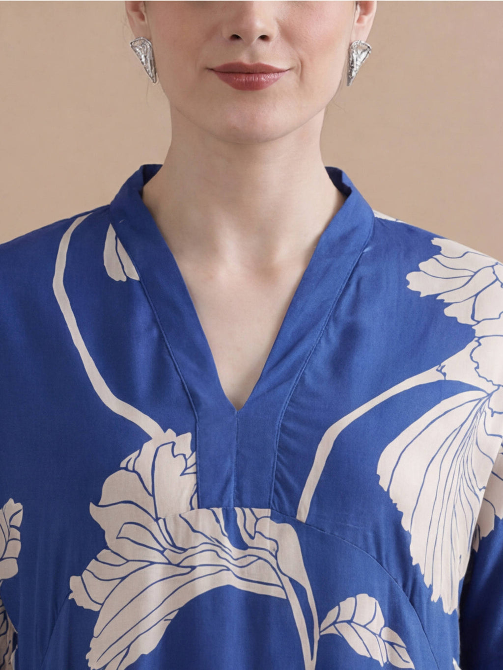Black Viscose Rayon Floral Printed Kurta | U3S - view 11