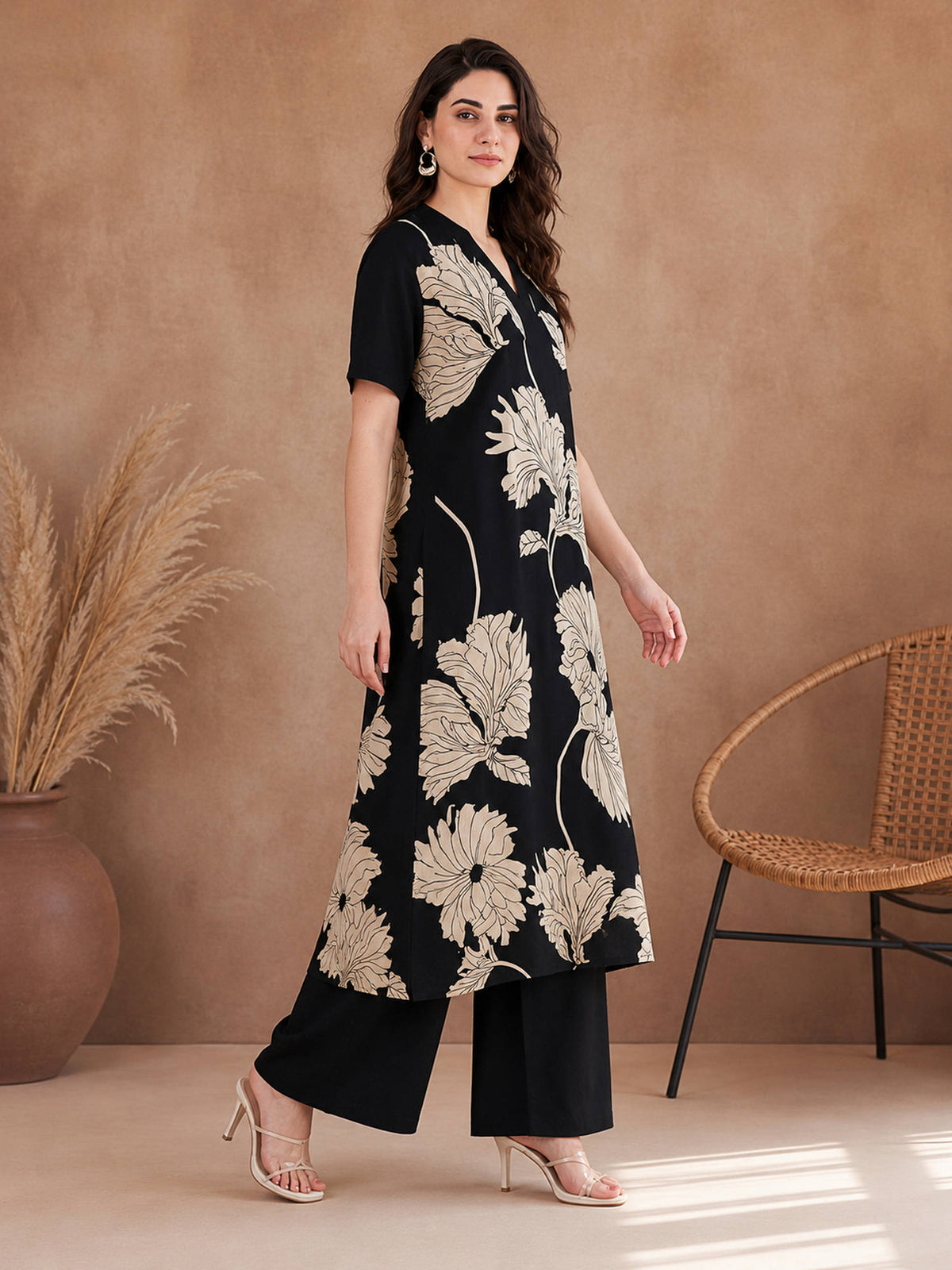 Blue Viscose Rayon Floral Printed Kurta | U3S - view 9