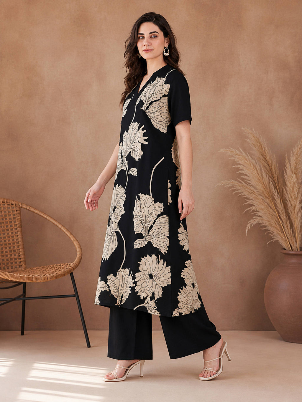 Blue Viscose Rayon Floral Printed Kurta | U3S - view 14
