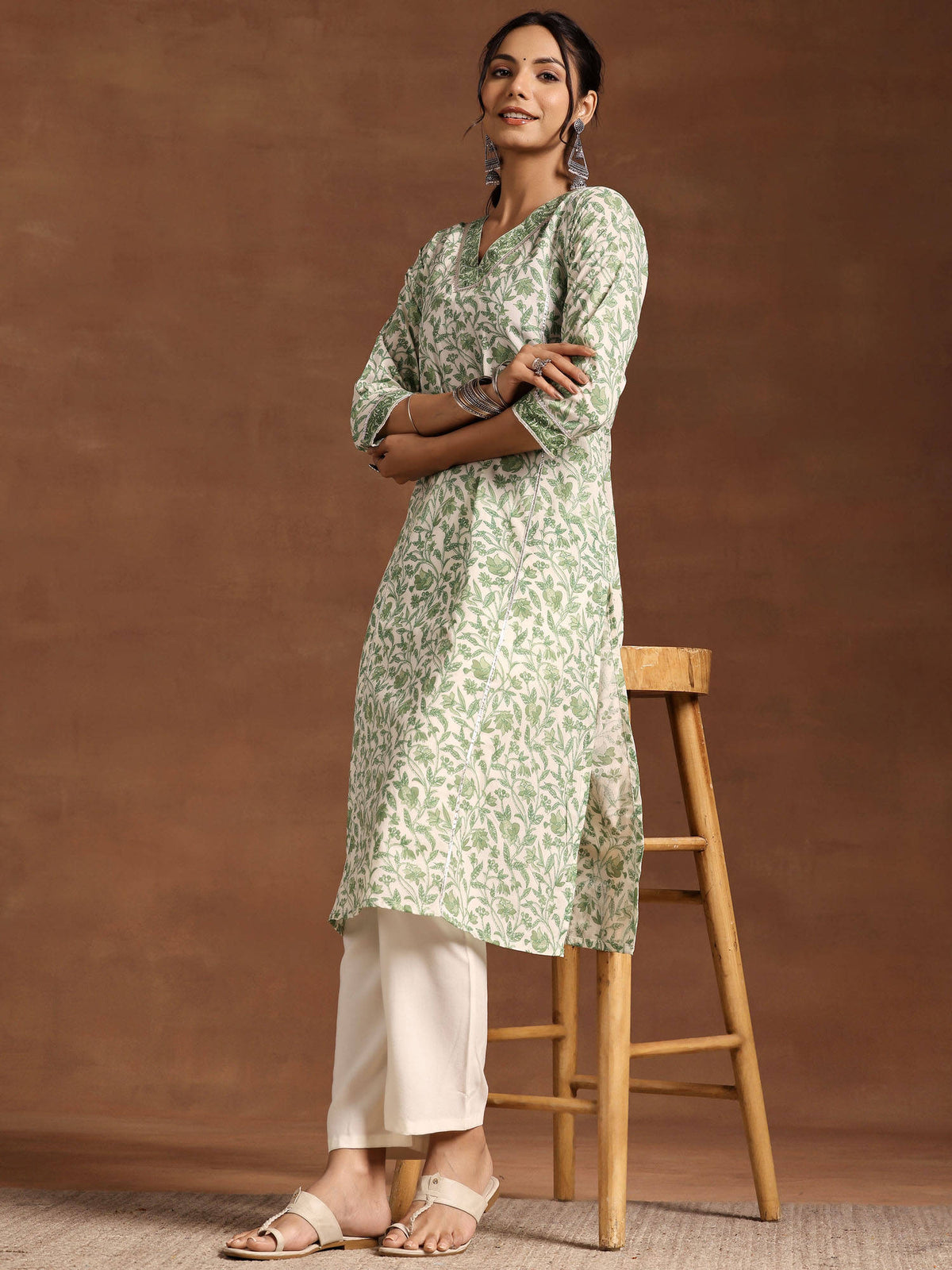 Green Floral Printed Straight Cotton Kurta | FY93 - view 4