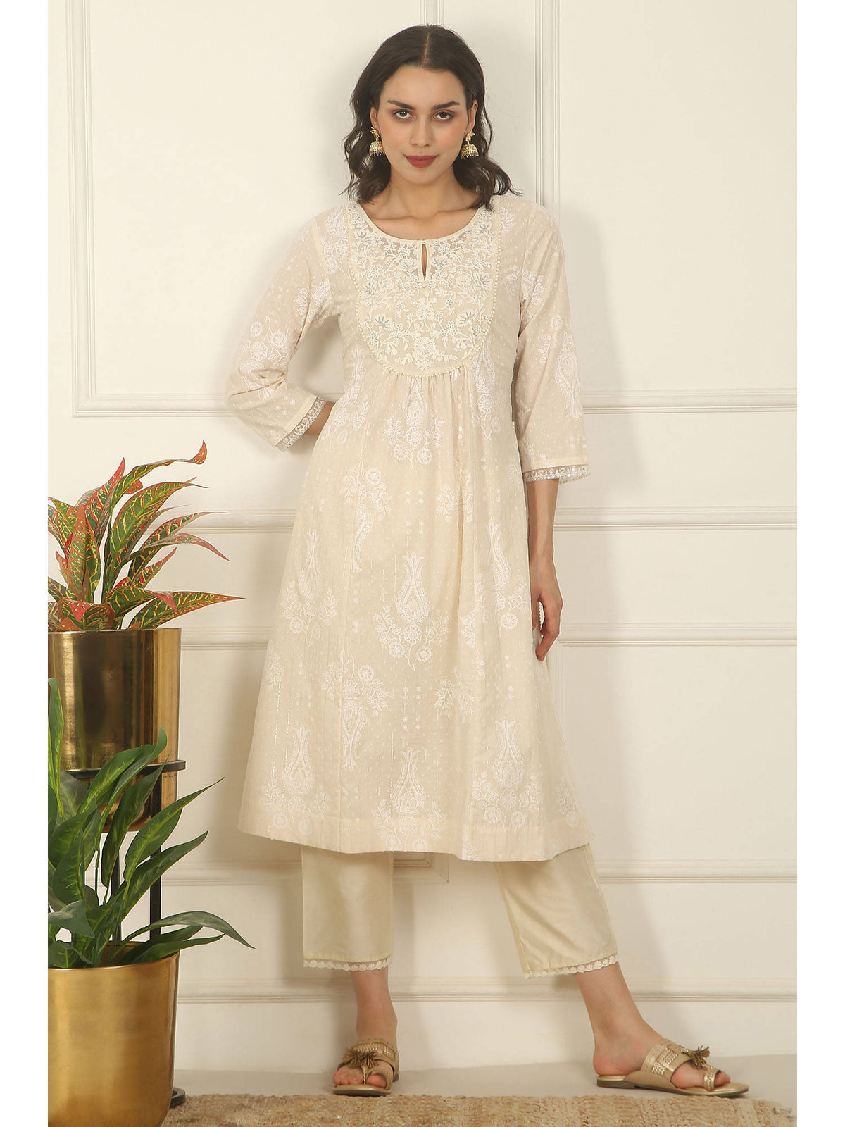 Daisy White Floral Printed Pure Cotton A-Line Kurta | KDG - view 1