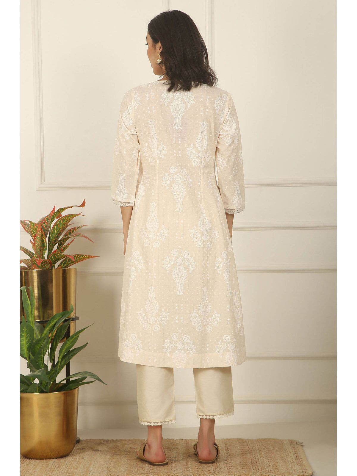 Daisy White Floral Printed Pure Cotton A-Line Kurta | KDG - view 5