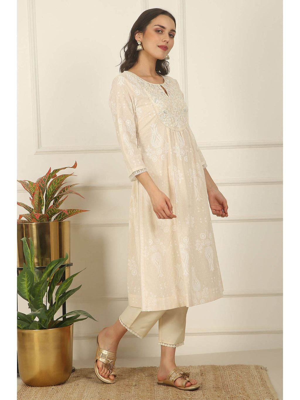 Daisy White Floral Printed Pure Cotton A-Line Kurta | KDG - view 6