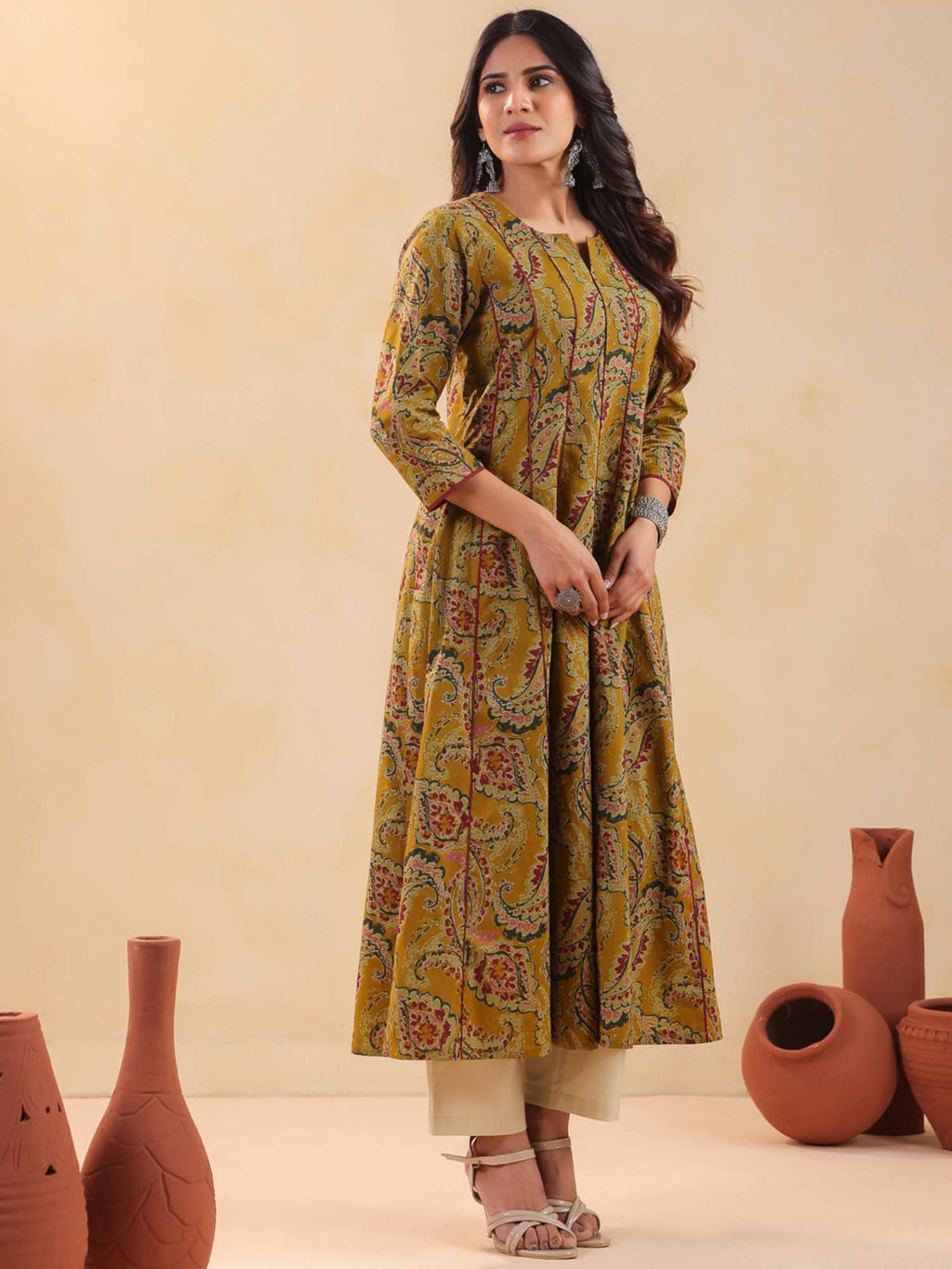 Women Printed V-Neck Cotton Kurta | KDG - view 4