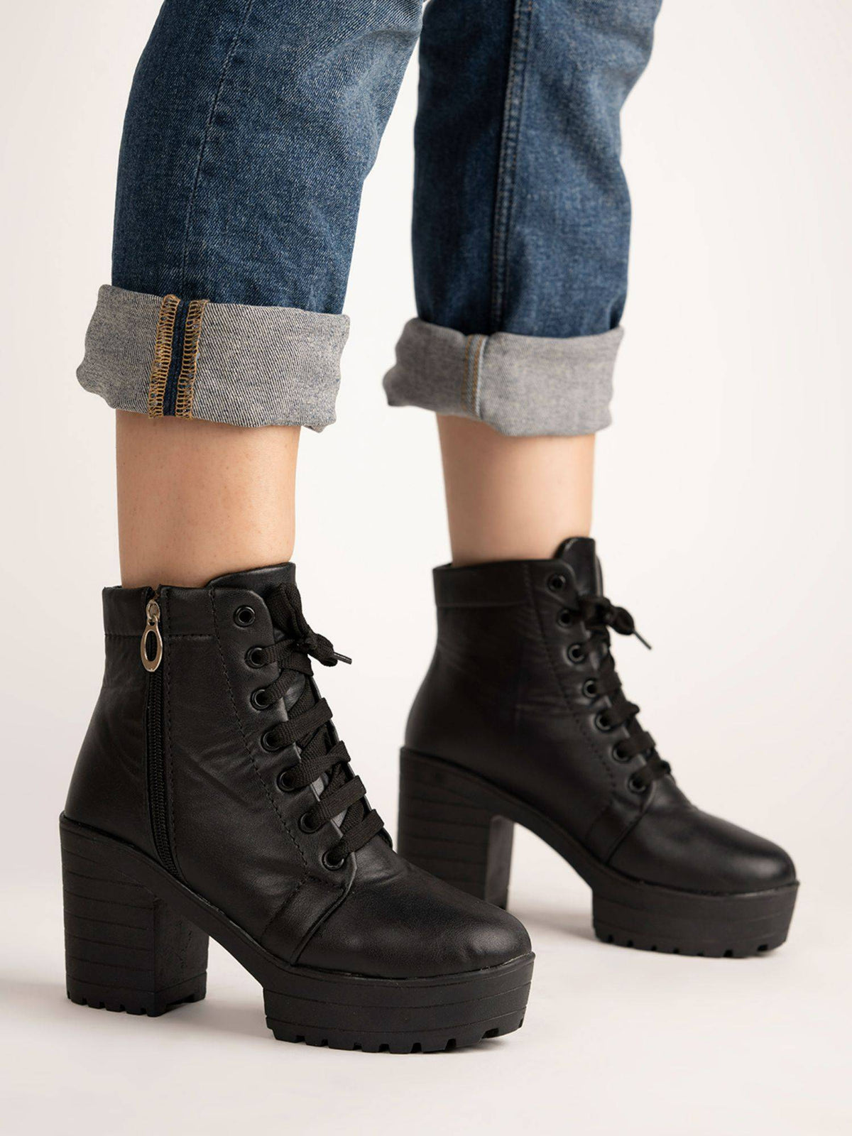 Women Solid Black Boots | BT61 - view 3