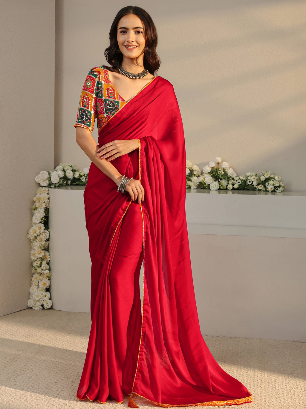 Libas Red Solid Chiffon Saree With Unstitched Blouse Piece