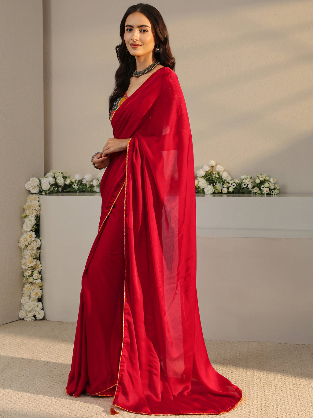 Libas Red Solid Chiffon Saree With Unstitched Blouse Piece