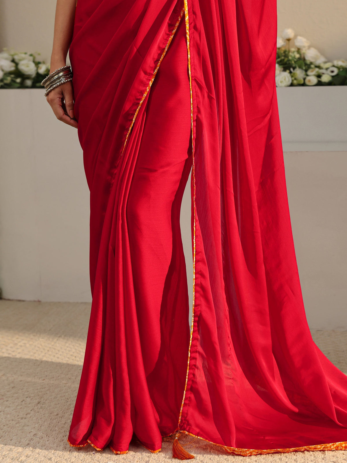 Libas Red Solid Chiffon Saree With Unstitched Blouse Piece