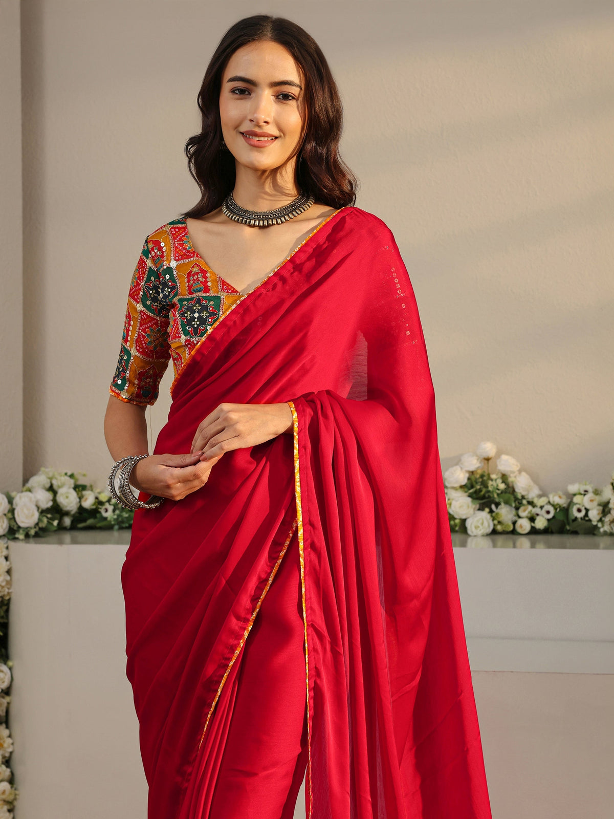 Libas Red Solid Chiffon Saree With Unstitched Blouse Piece