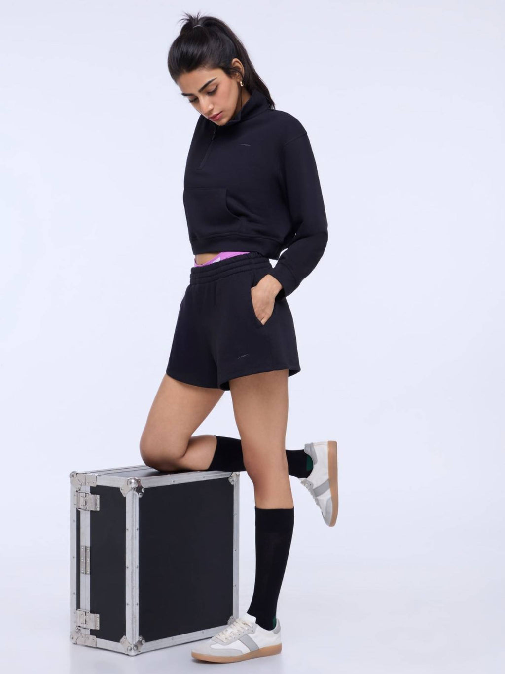 Classic Lounge Black Shorts - view 5