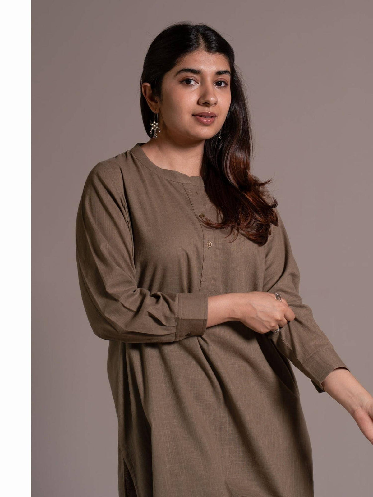 Khaki Solid Slub Cotton Straight Kurta | FY93 - view 2