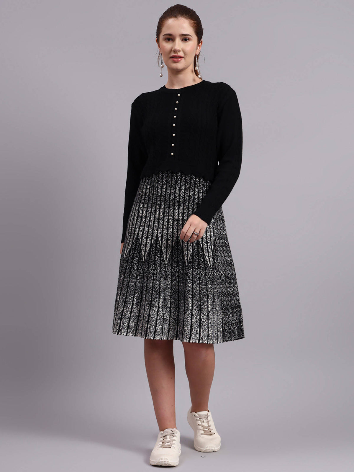 Women Black Textured Wool Dress | D56 - view 1