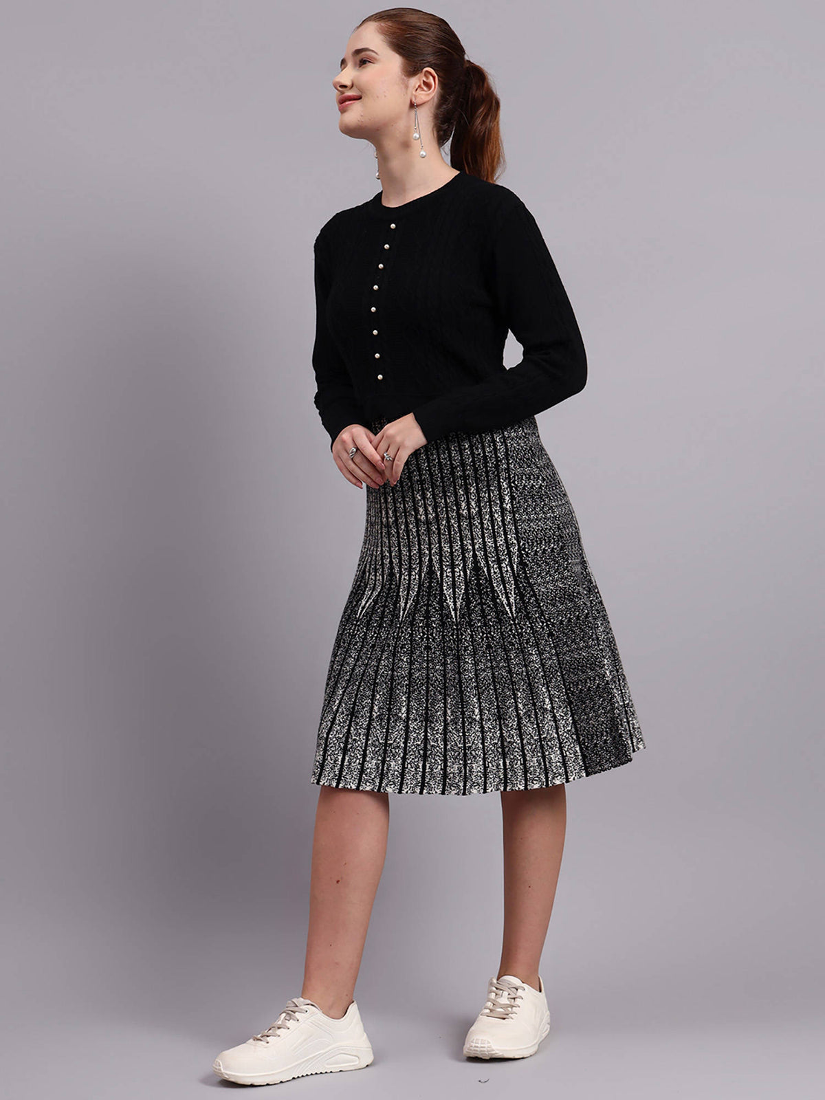 Women Black Textured Wool Dress | D56 - view 4