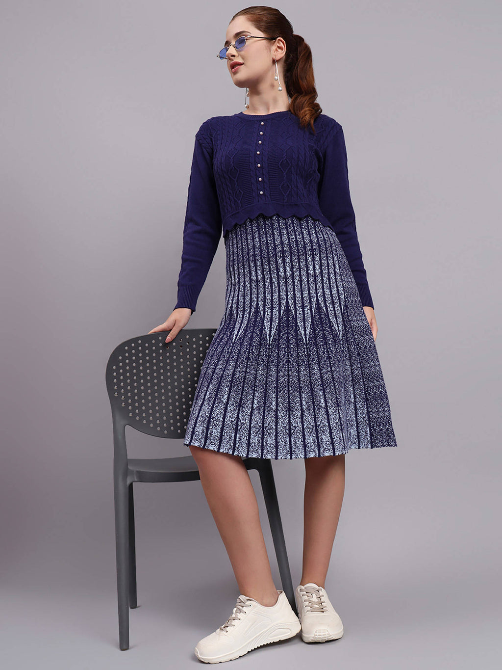 Women Black Textured Wool Dress | D56 - view 9