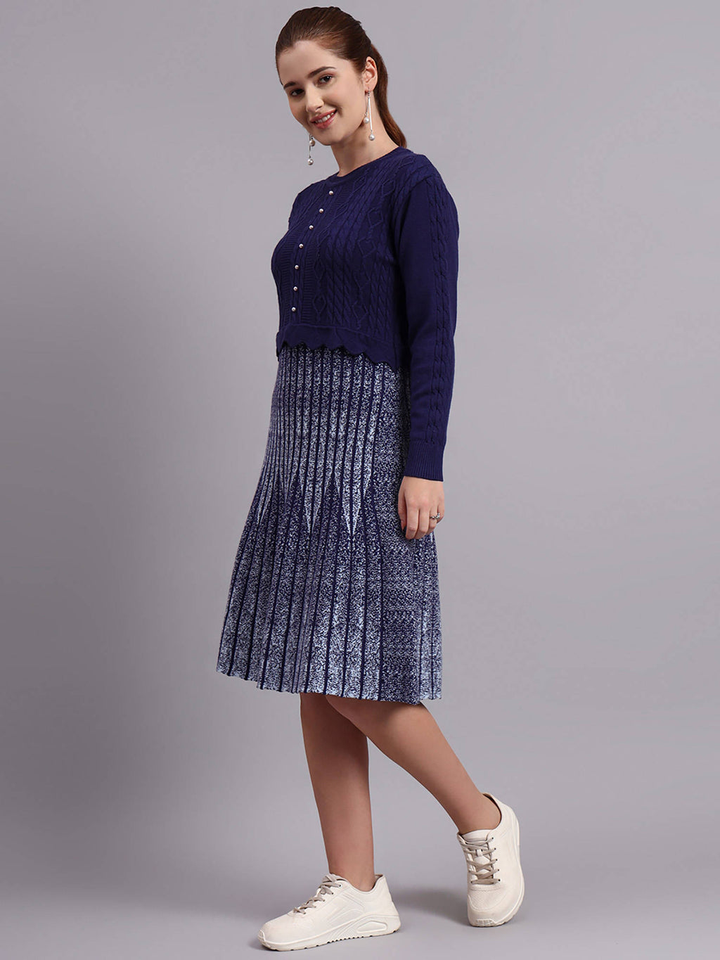 Women Black Textured Wool Dress | D56 - view 11