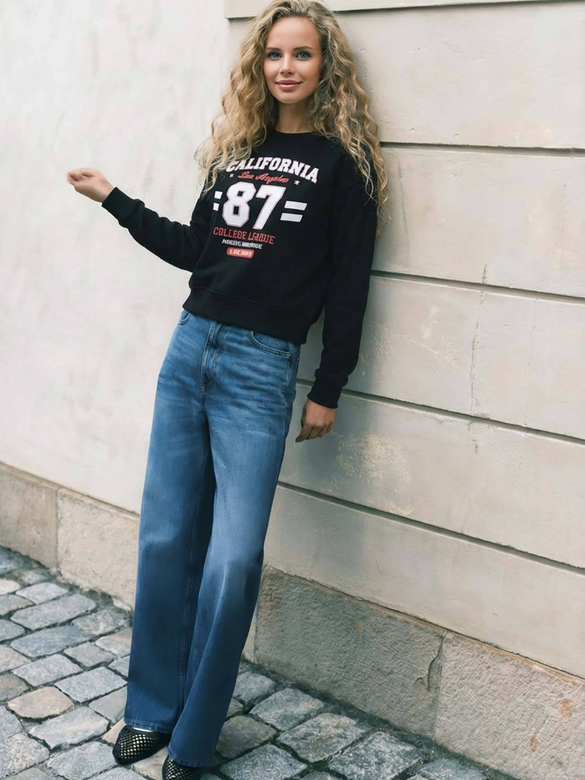 Black Winter Fleece Sweatshirt | HD56 - view 5