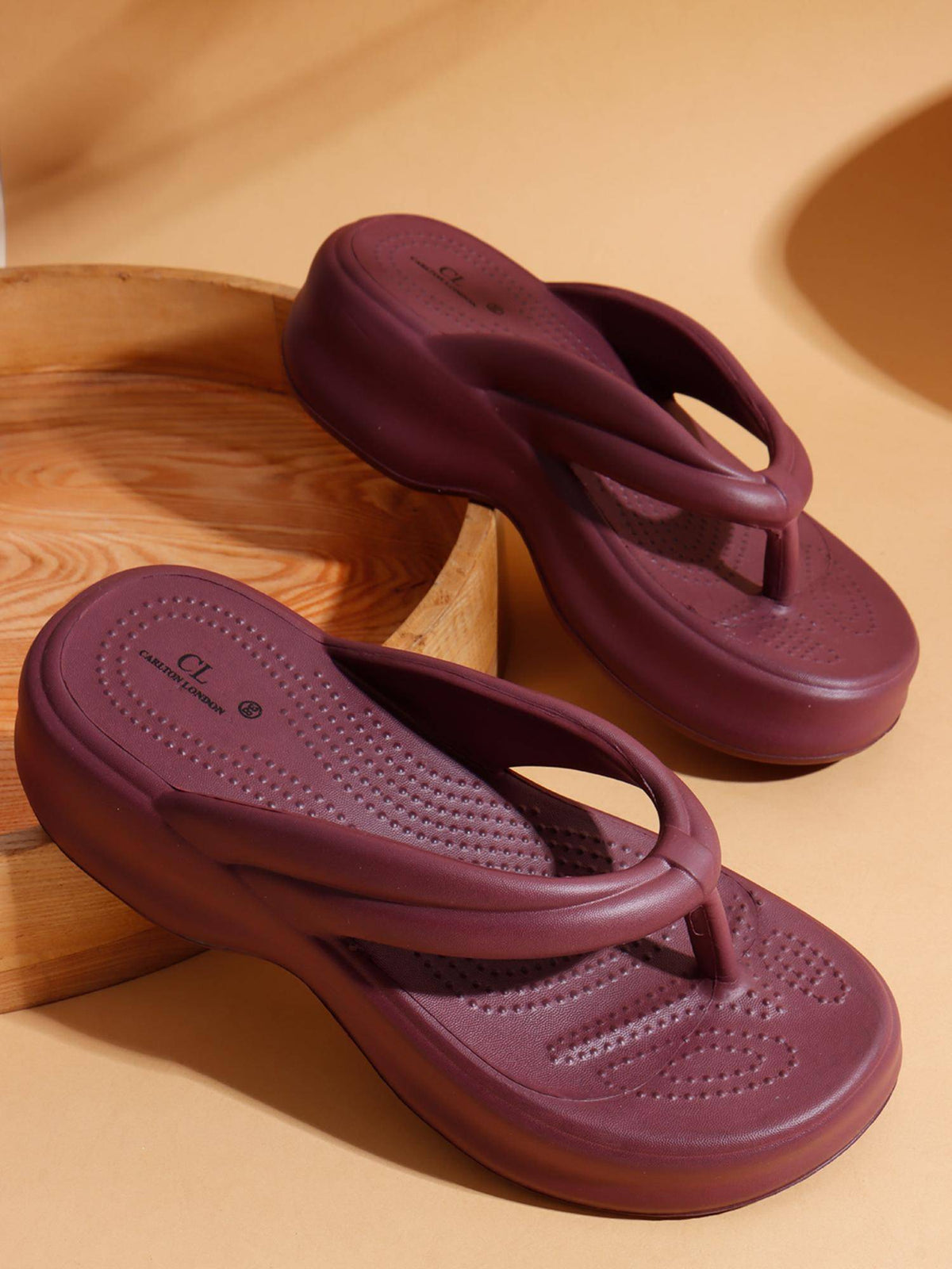 Women Black Comfortable Wedge Thong Sandals | SD89 - view 12
