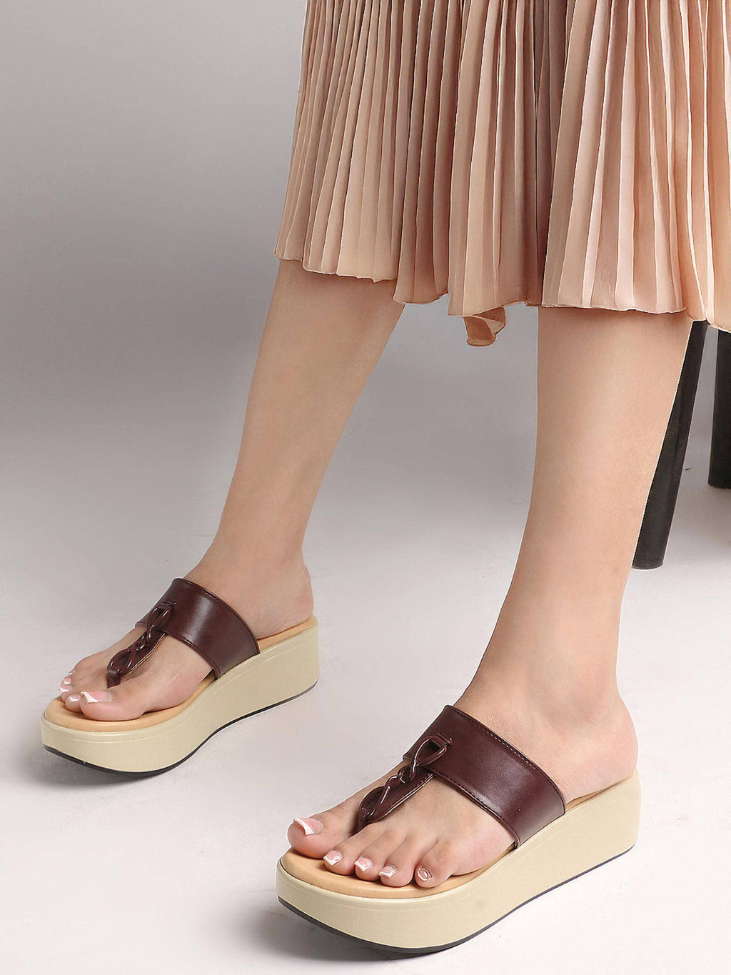 Women Maroon Knot Detail Toe-Post Sandals | SD89 - view 1