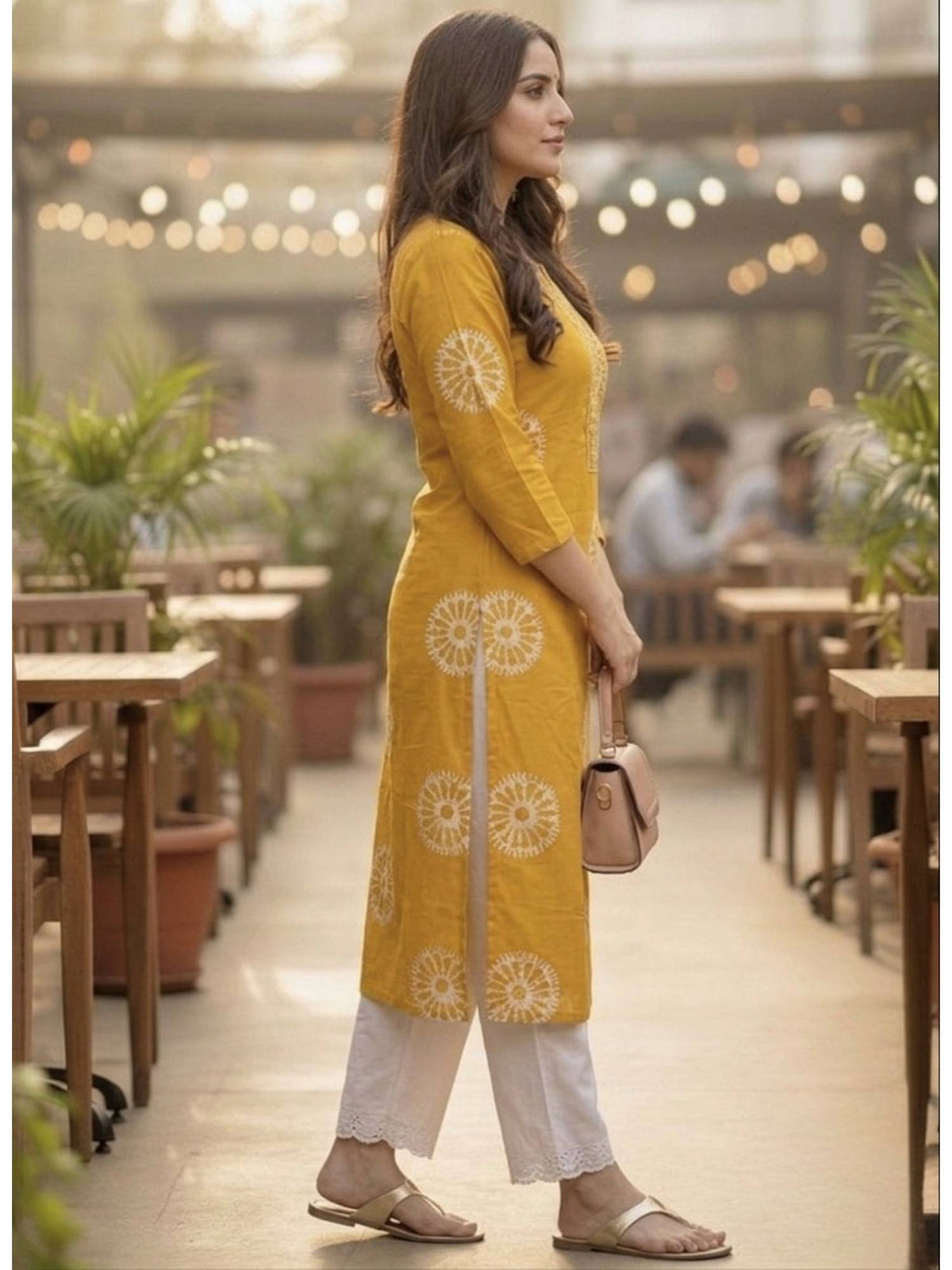 Green Printed Regular Round Neck Kurta | U3S - view 15