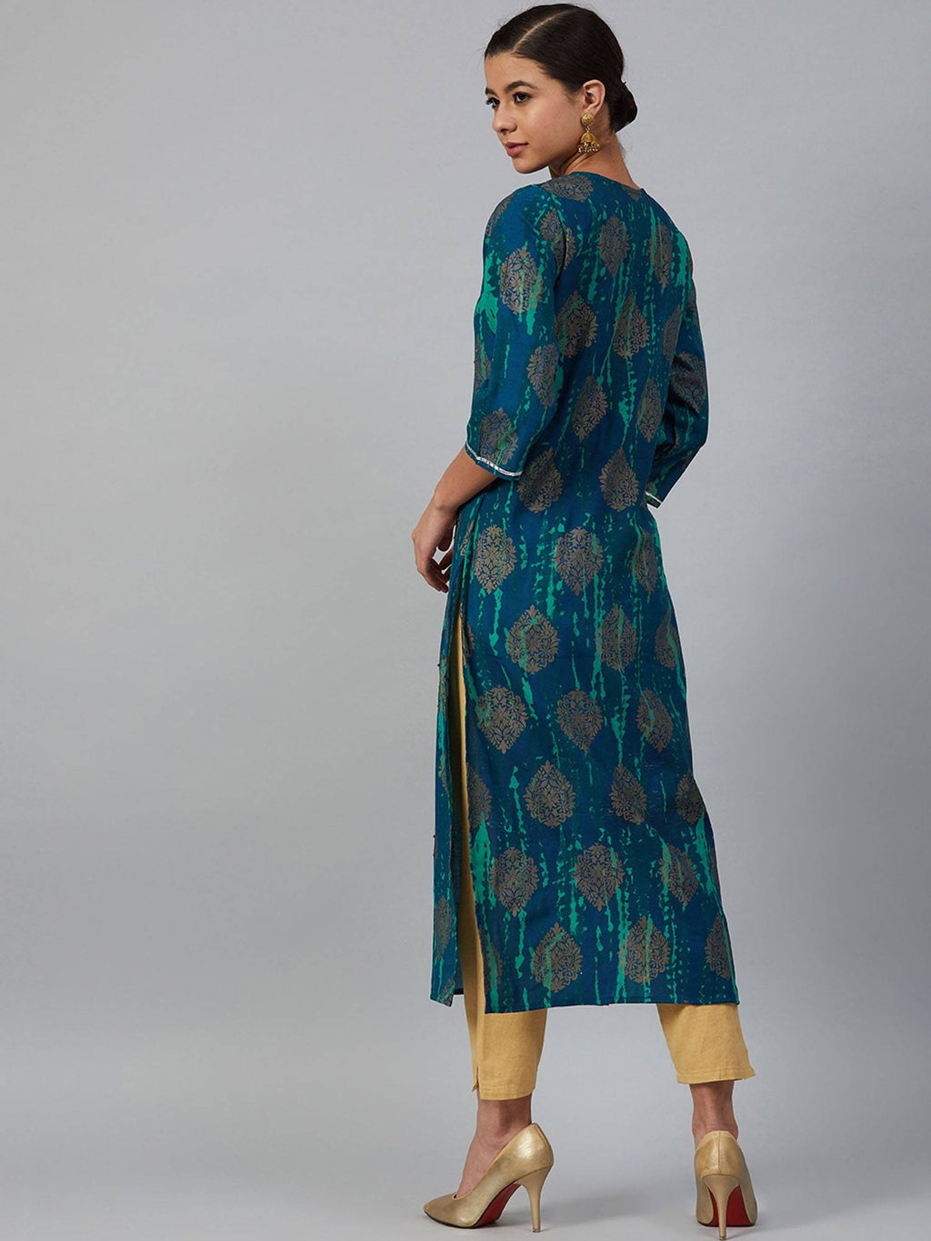 Women Pink & Golden Printed Straight Dyed Kurta | FY93 - view 11