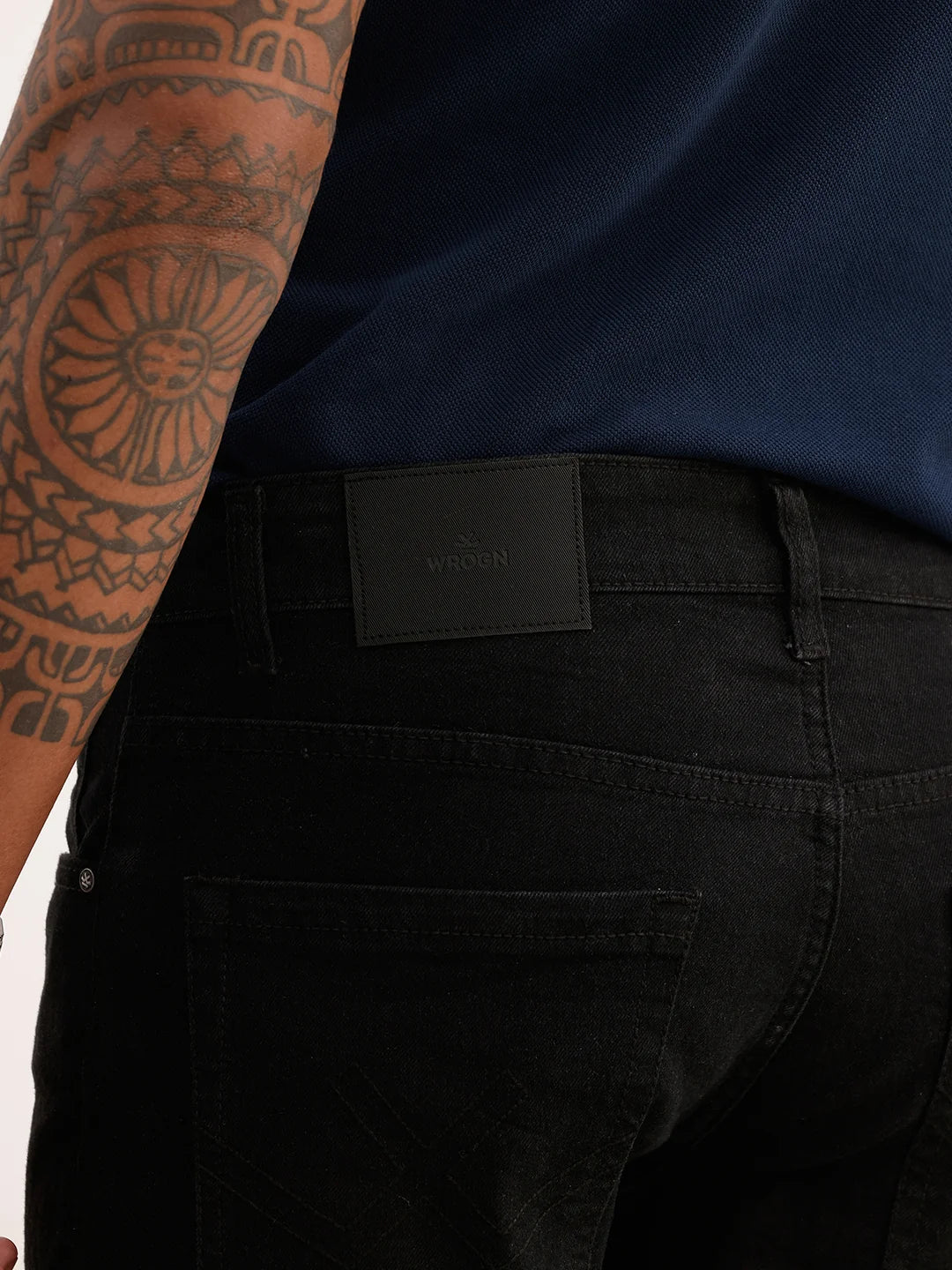 *Classic Solid Denim Jeans | Black