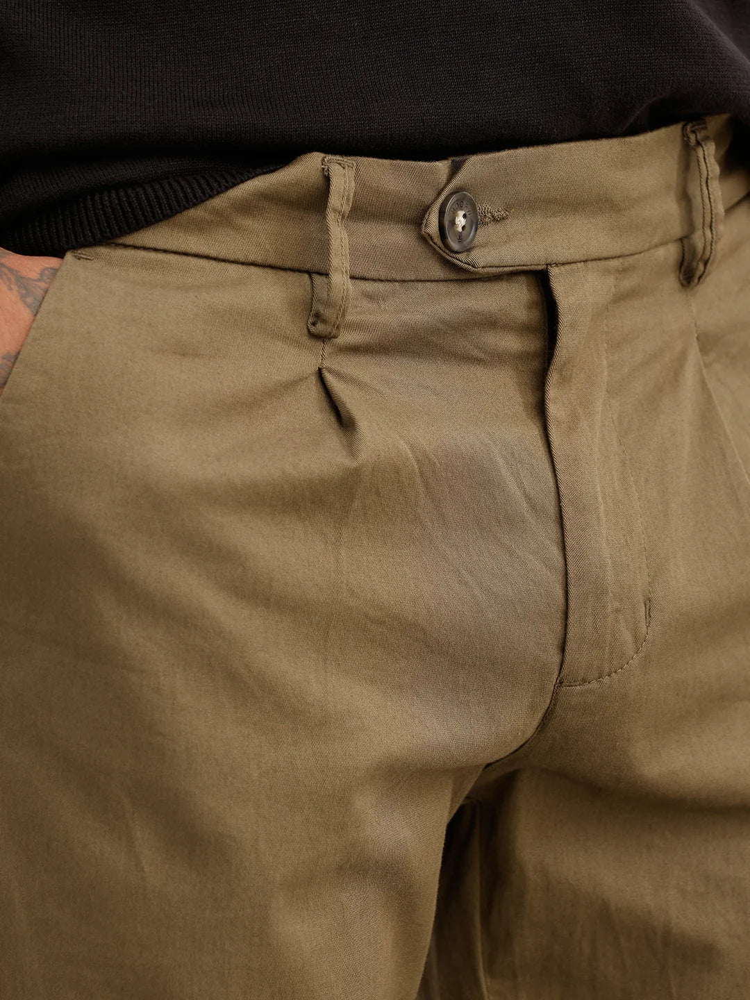 Solid Slim Fit Pleated Trouser | Olive