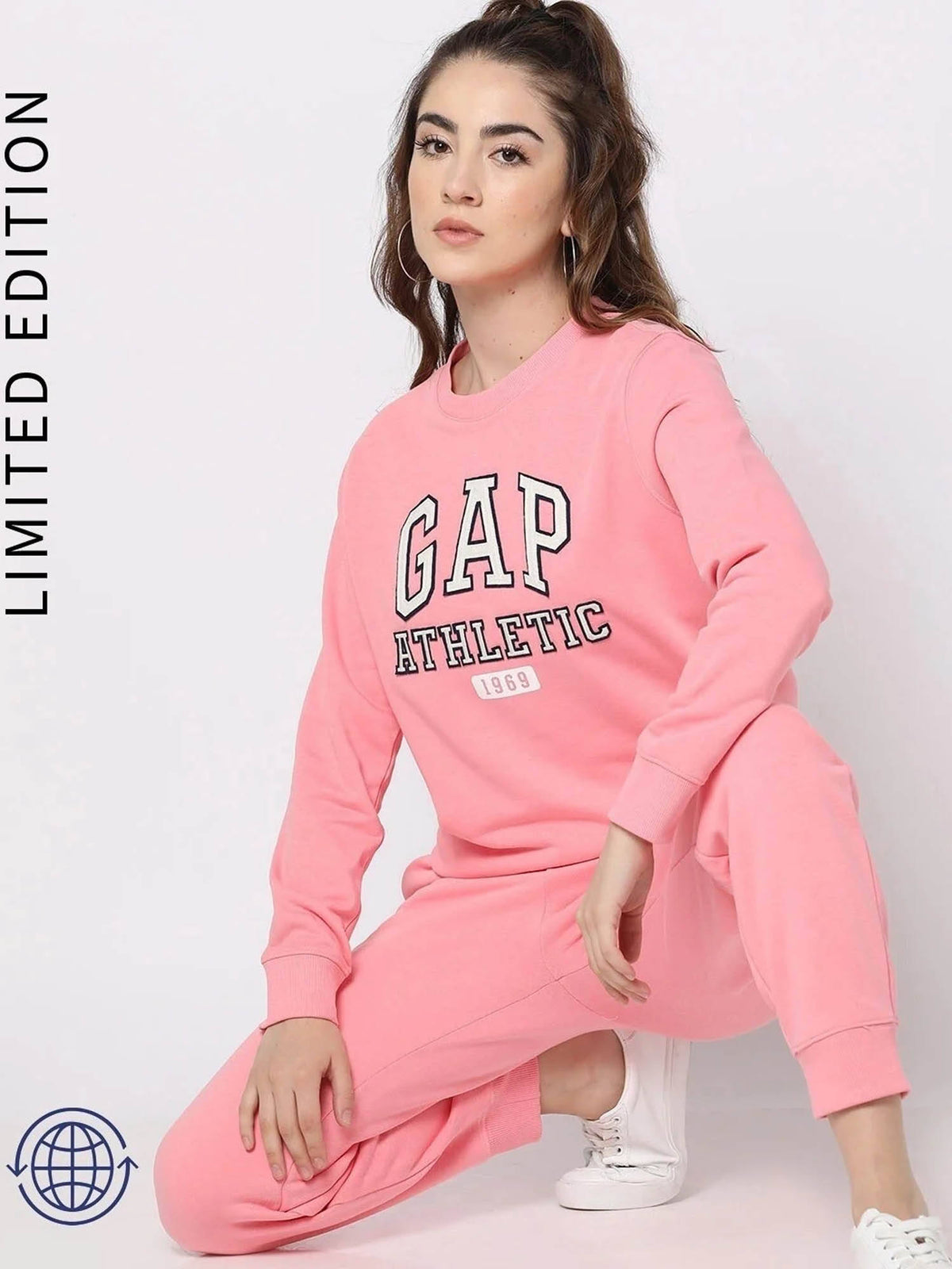 Womens Round Neck Logo Red Sweatshirt | HD56 - view 11